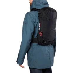 Dakine Poacher RAS 18L Backpack Black -Dakine Verkoop dakine poacher ras 18l backpack black model
